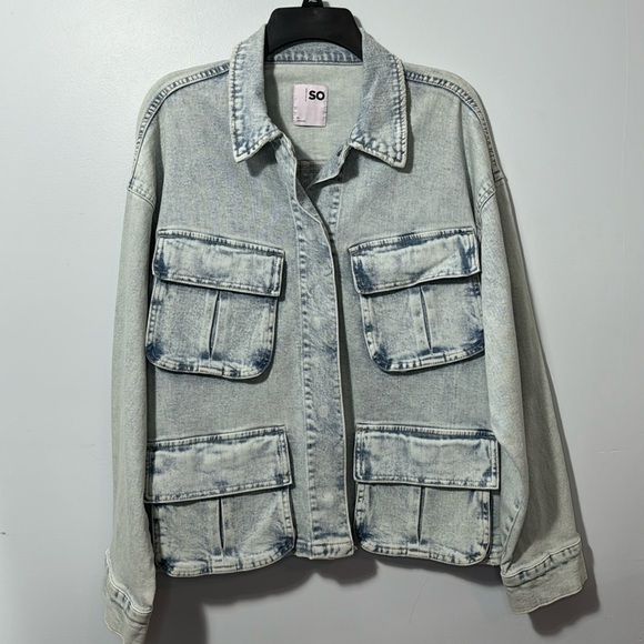 NWT SO Light Blue Denim Jean Jacket in Size‎ M - Picture 3 of 16